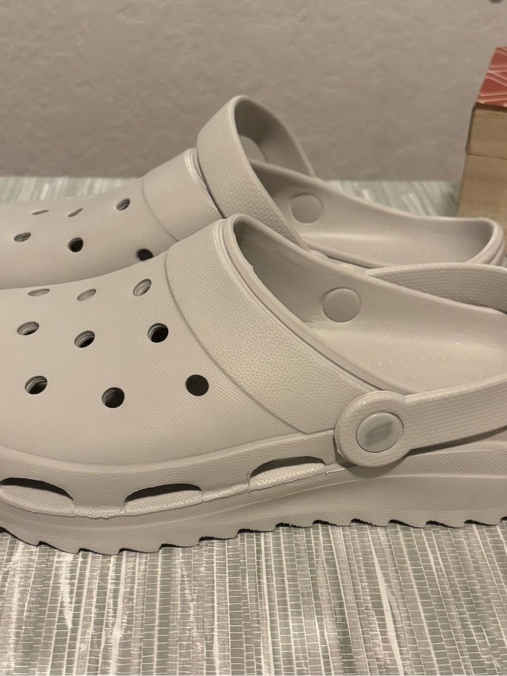 Classic Women's Slip-On Clog in White